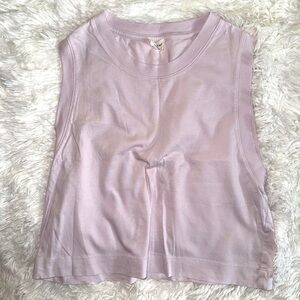 Wilfred Muscle Crop Top in Pink